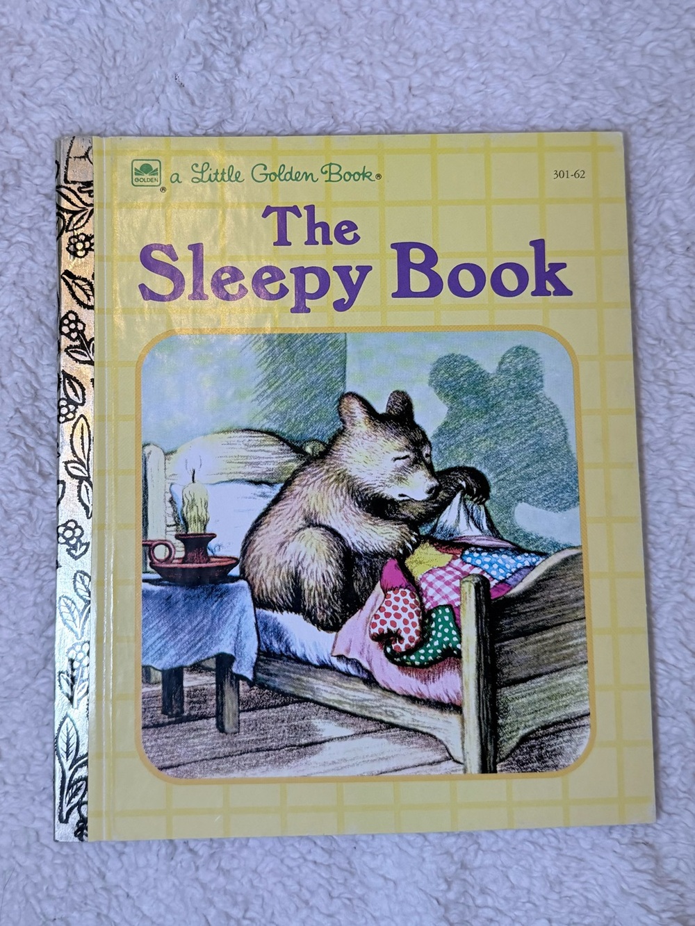 Little Golden Book - The Sleepy Book